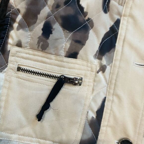 Madison hill leopard vest size large - Picture 8 of 8